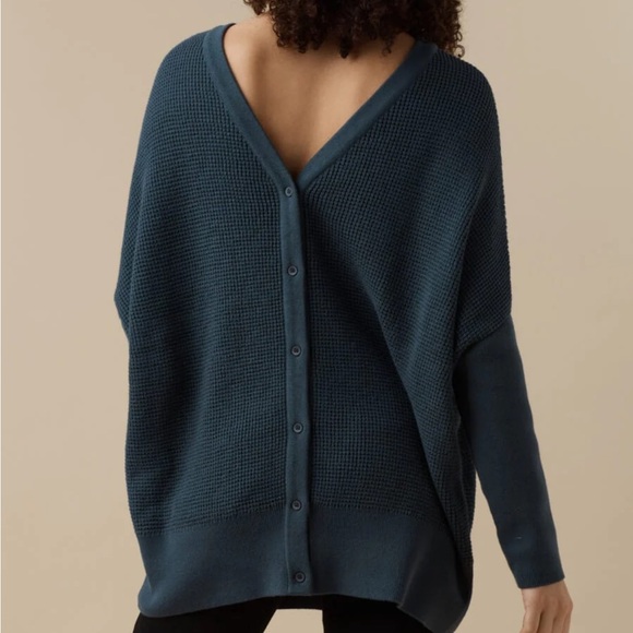 VETTA Capsule Waffle V-neck Oversized Sweater sz S - Picture 2 of 8